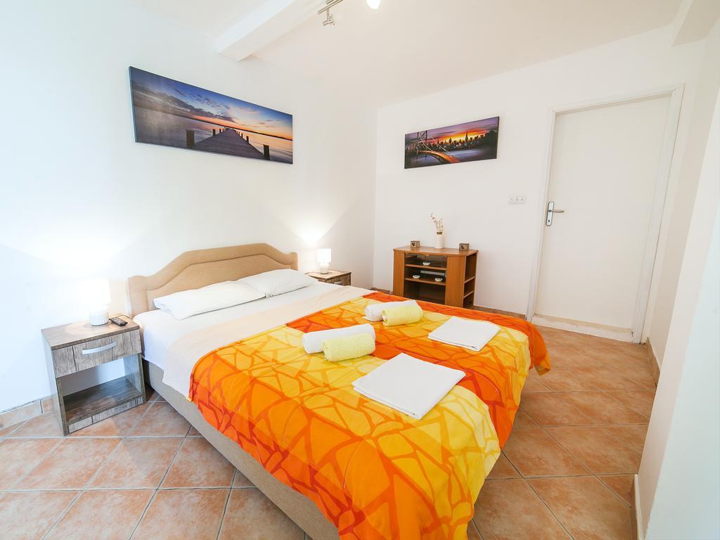 Apartments Midzor Petrovac na moru Exterior foto