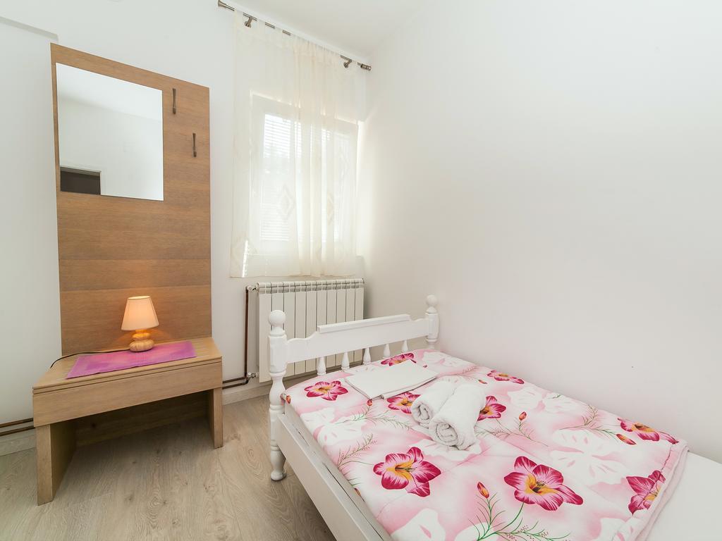 Apartments Midzor Petrovac na moru Exterior foto