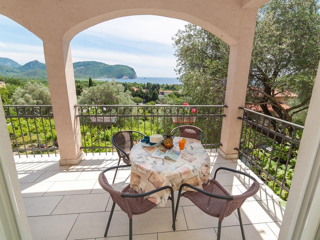 Apartments Midzor Petrovac na moru Exterior foto