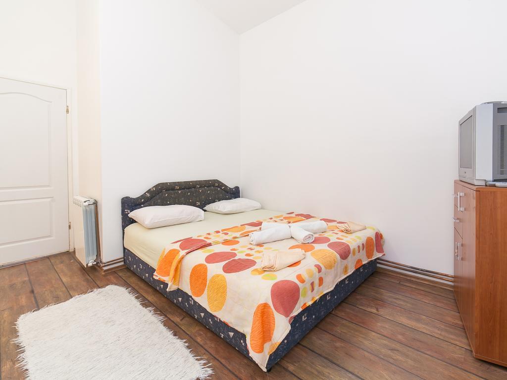 Apartments Midzor Petrovac na moru Exterior foto